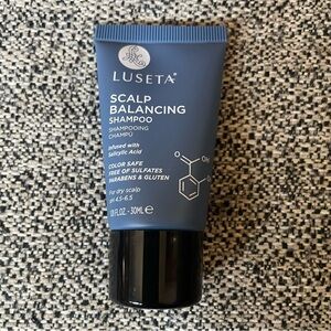5 for $25! Luseta Scalp Balancing Shampoo